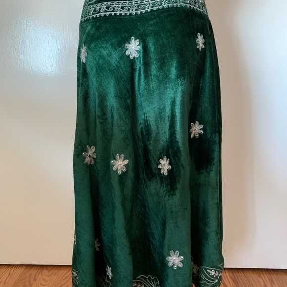 Rayon Velvet Skirt with Metallic Silver Embroidery - Picture 4 of 8